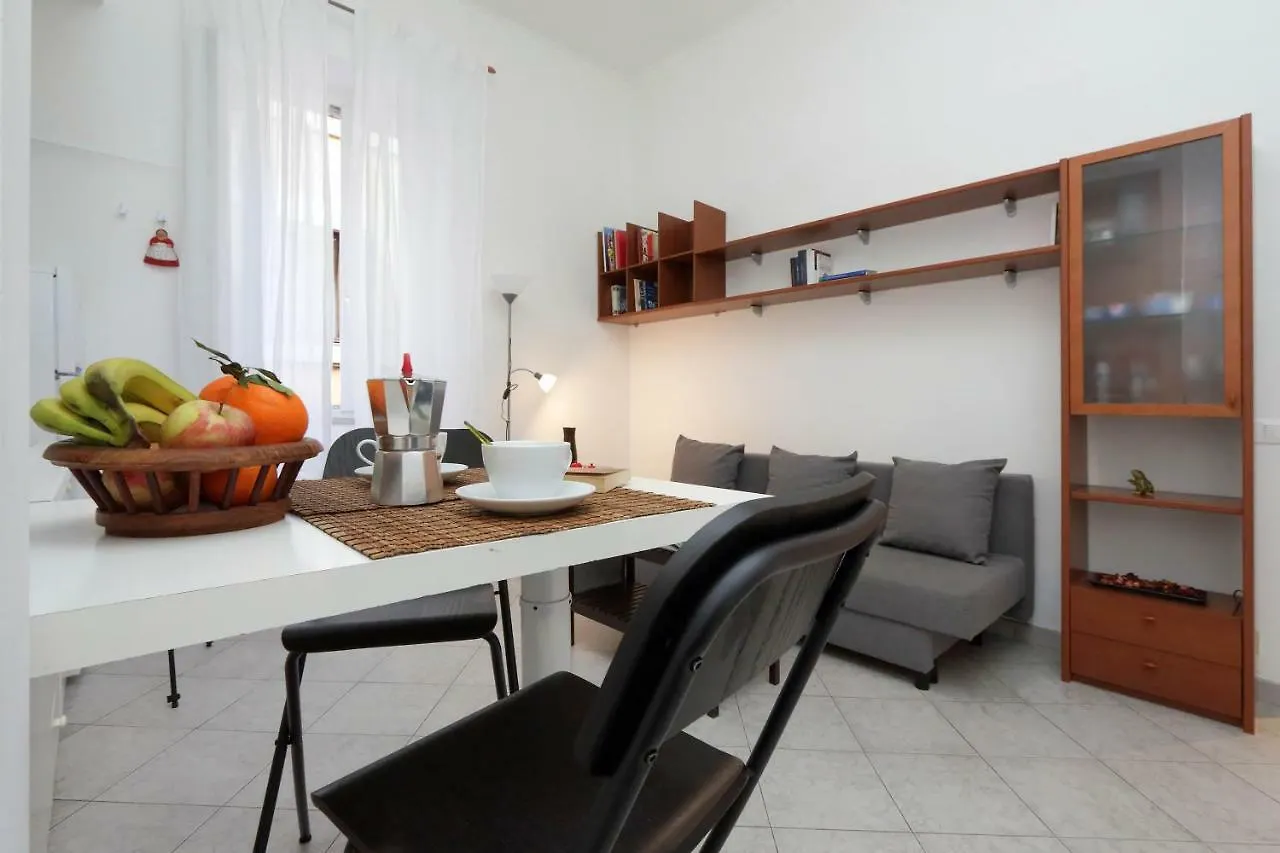 Lungaretta4 Apartment Rome