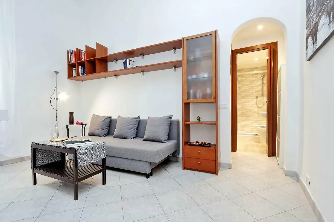 Lungaretta4 Apartment Rome Italy