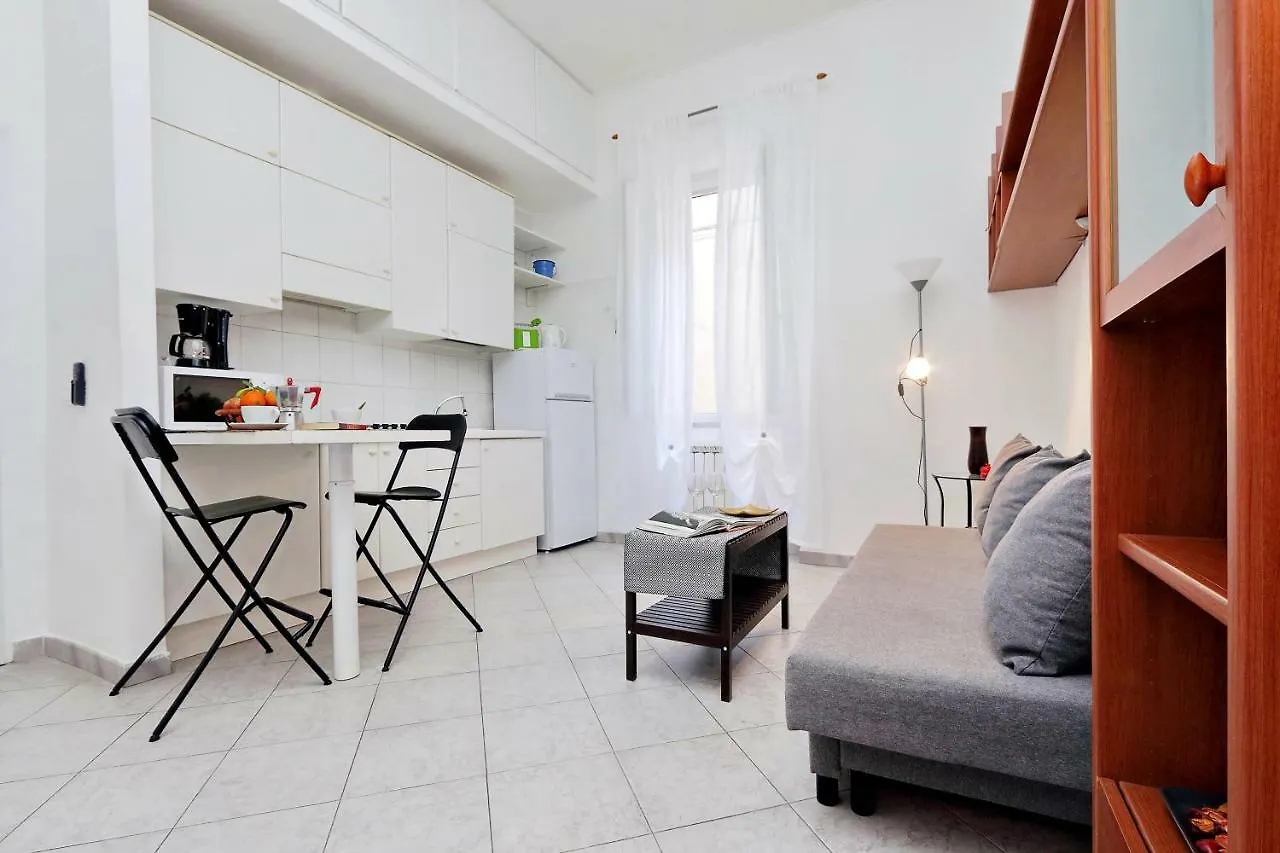 Lungaretta4 Apartment Rome 0*,  Italy