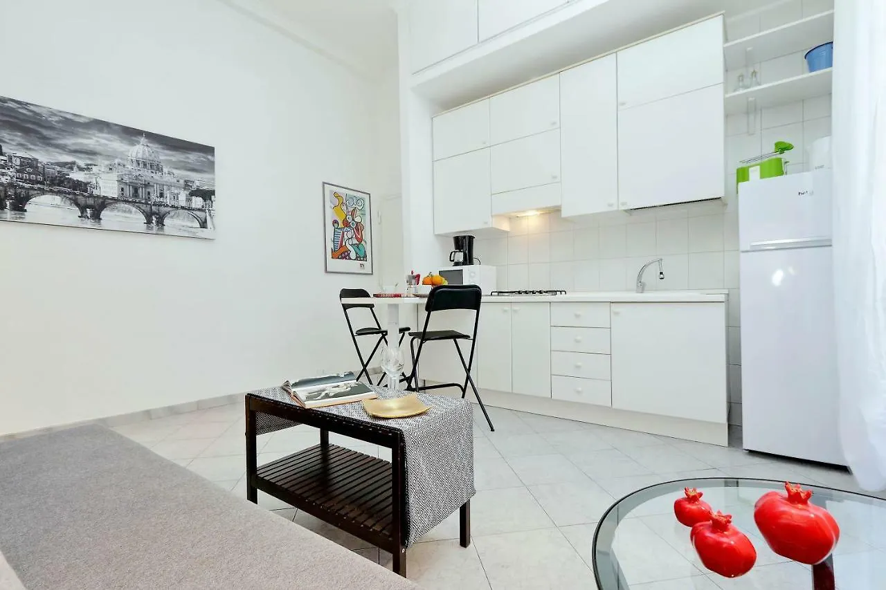 Lungaretta4 Apartment Rome