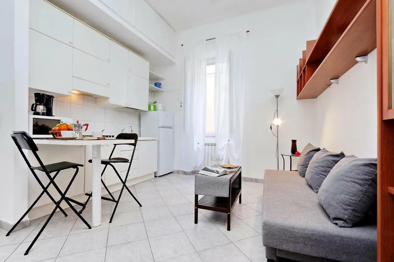Lungaretta4 Apartment Rome