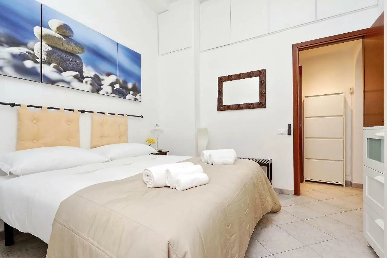 Lungaretta4 Apartment Rome