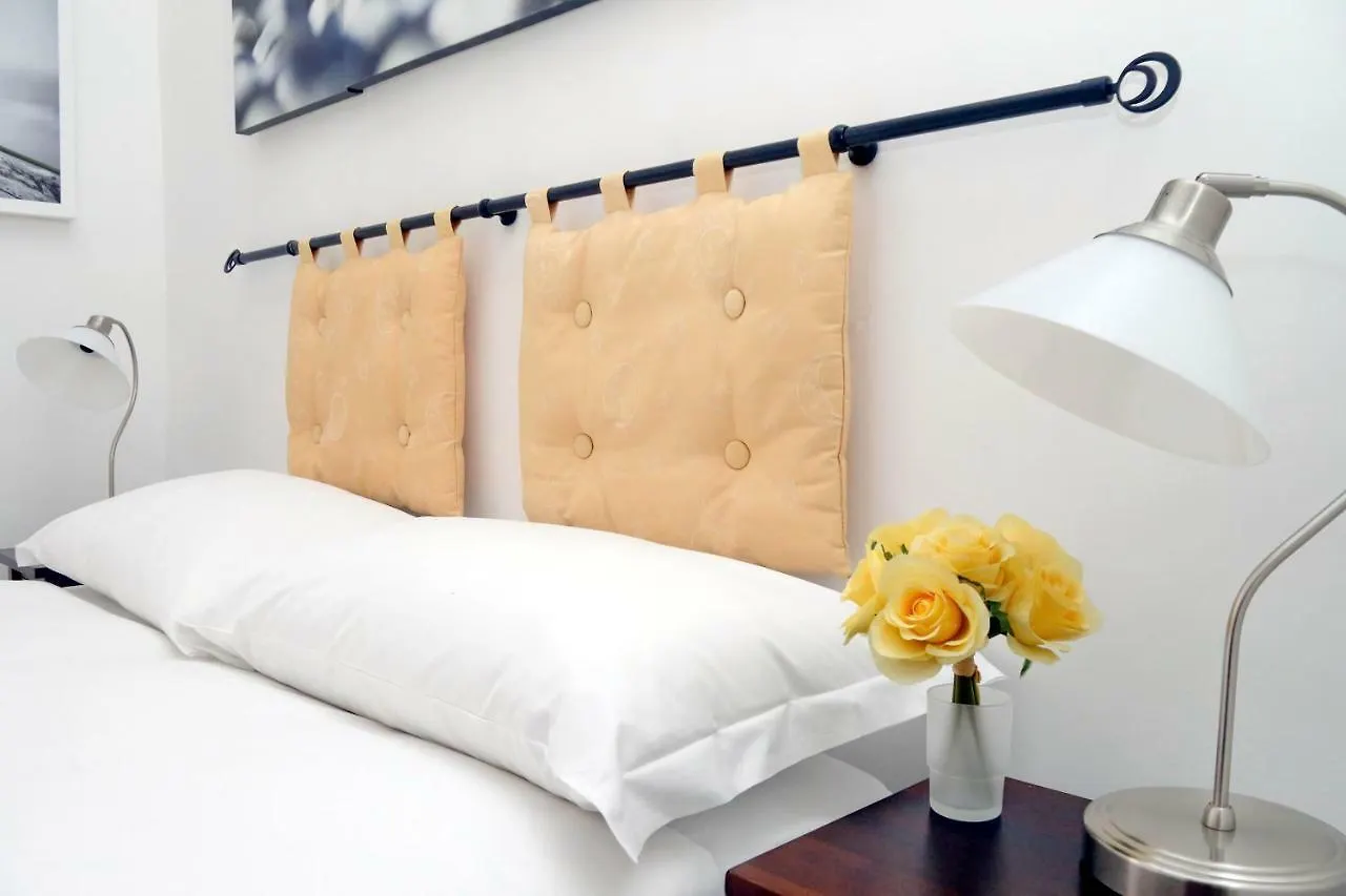 Lungaretta4 Apartment Rome